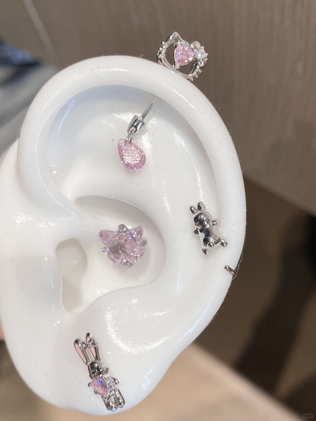 Kitty Wand Vertical Helix Earrings