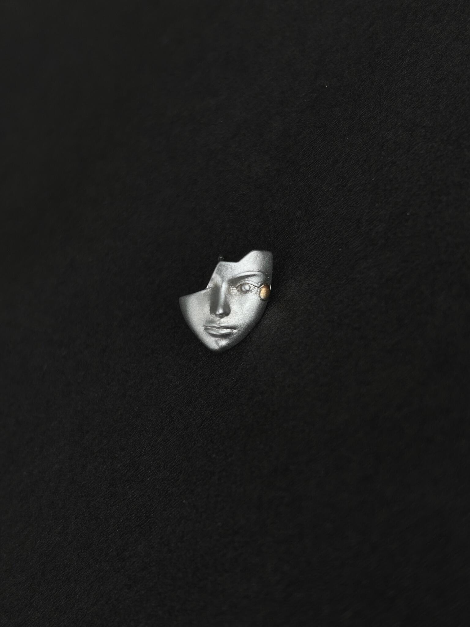 Shattered Face Earrings