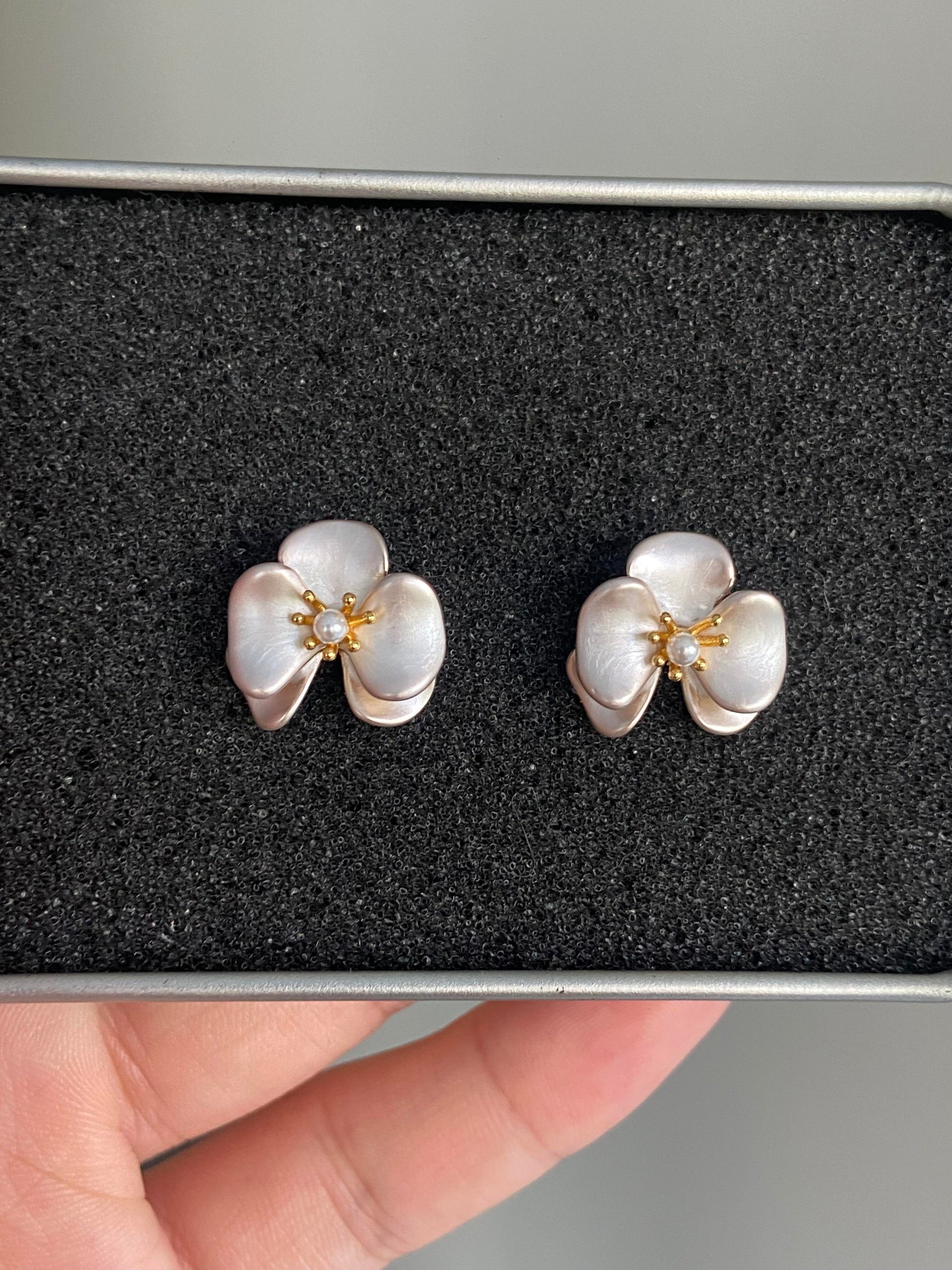 Pearl Petals Earrings